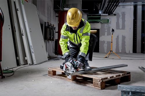 Пила дисковая Metabo MKS 18 LTX 58 аккумулятор 2x5.5 600771700 купить