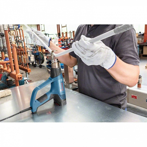 Фен строительный Bosch GHG 23-66 2300Вт 50-650град  с комплектом принадлежностей (06012A6301) купить