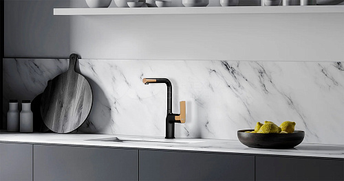 Смеситель для кухни Lemark Ursus LM7205BL с высоким изливом, черный  купить