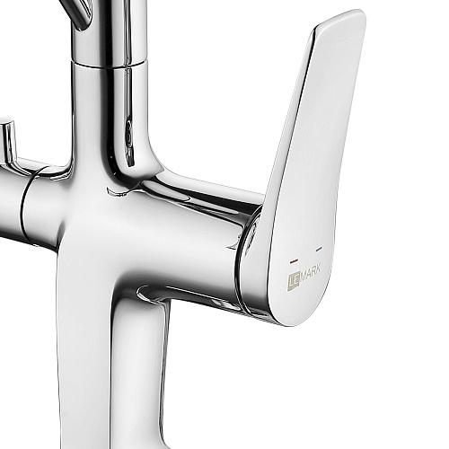 Смеситель для кухни с гибким изливом Lemark Comfort LM3074C-White  купить