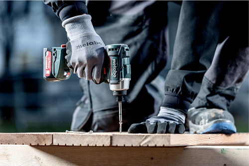 Дрель-шуруповерт аккумуляторная ударная PowerMaxx SSD 12 BL (гайковерт) 4.0 а/ч LIHD Metabo 601115800 купить