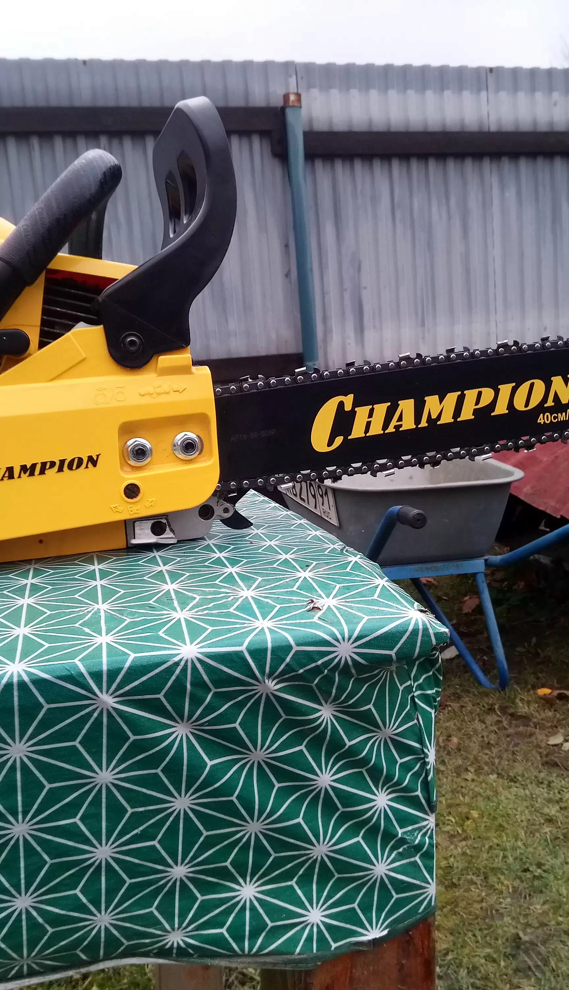 Цепная бензопила Champion 241 (241-16) купить