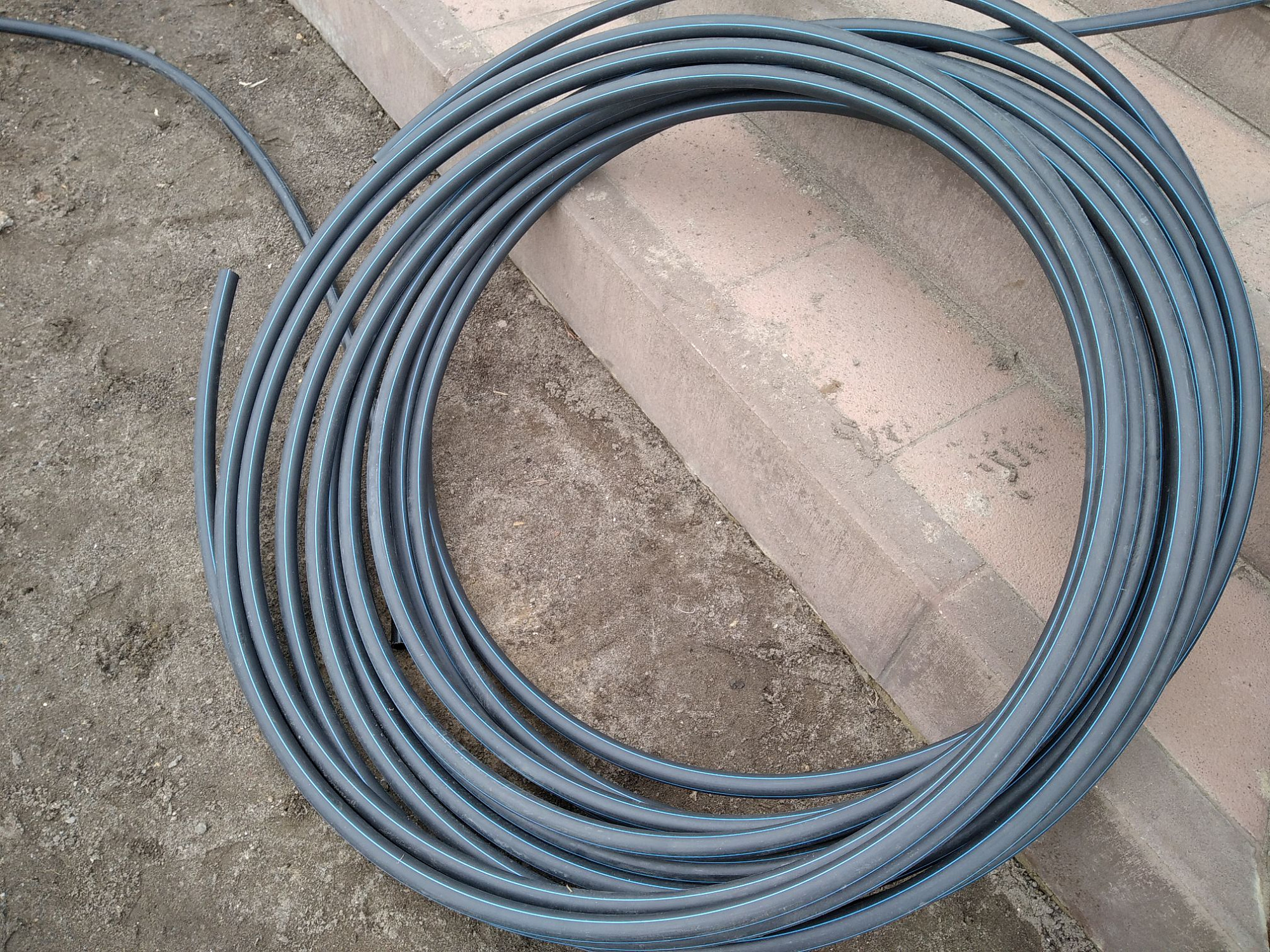 Труба ПНД PE100 PN8.0 (бухта 20м) 25*1.4мм Джилекс 9619 купить