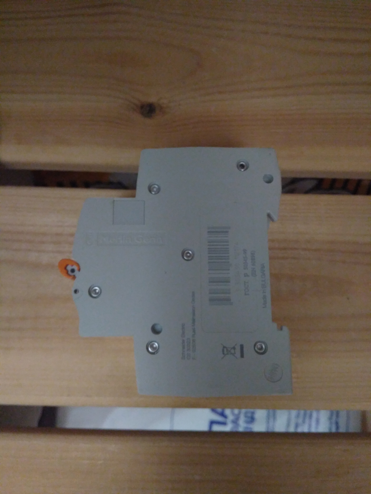 Автоматический выключатель ВА63 Schneider Electric 11217 С 1п+N 40А 4.5кА купить